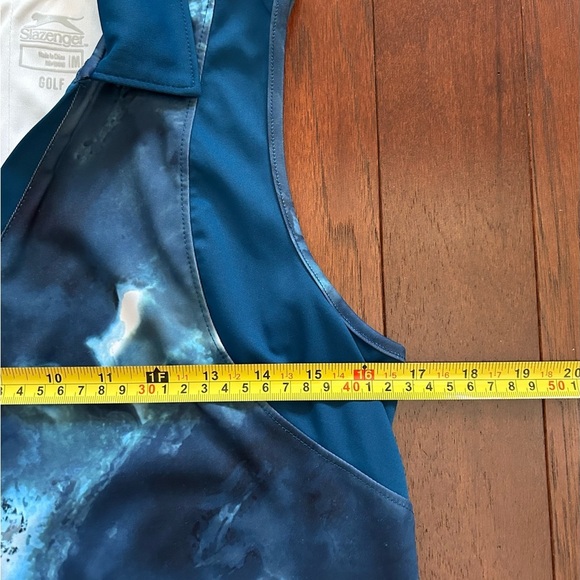 Slazenger Marble Pin Tuck Sleeveless Golf Polo Blue Medium sleeveless V- neck - Picture 7 of 9